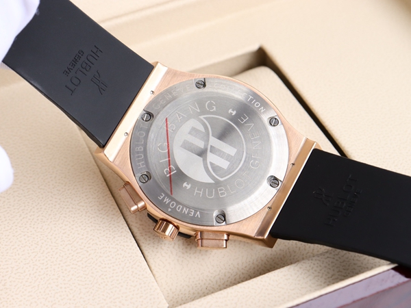 ウブロコピー時計着用イメージ